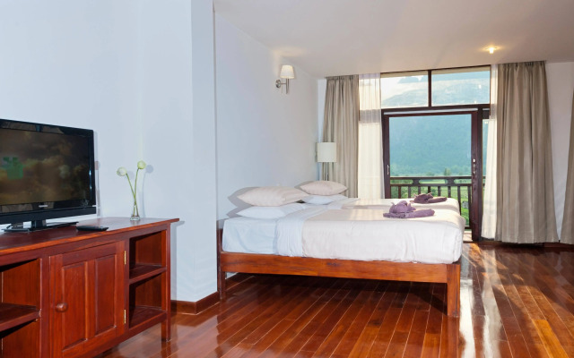 Silver Naga Hotel