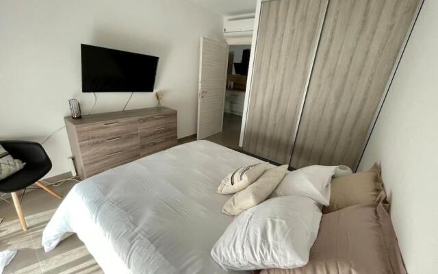 Grand T2 avec parking gratuit
