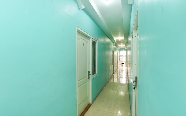 OYO 425 Mojokerto Guesthouse