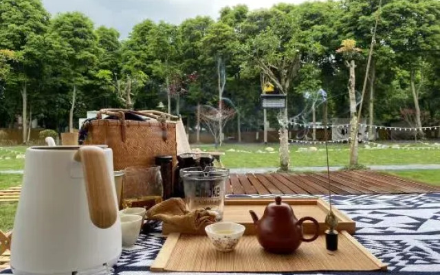 Qingcheng Mountain Mufeng Camping