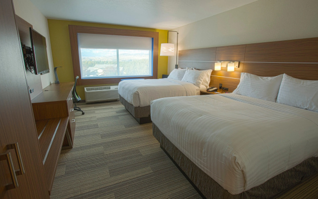 Holiday Inn Express & Suites Boise Airport by IHG