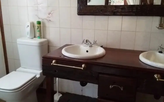 Khokha Moya Guesthouse