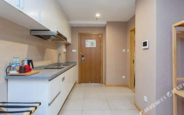 Yicheng Light Residence Hotel