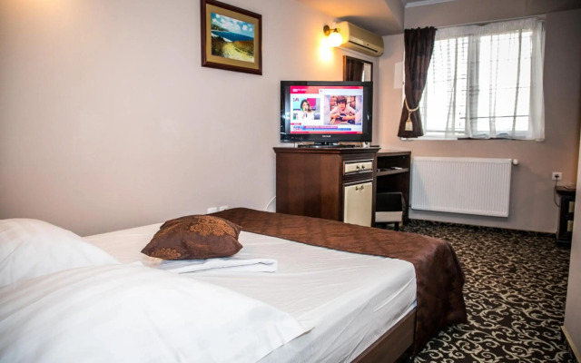 Hotel Megalos