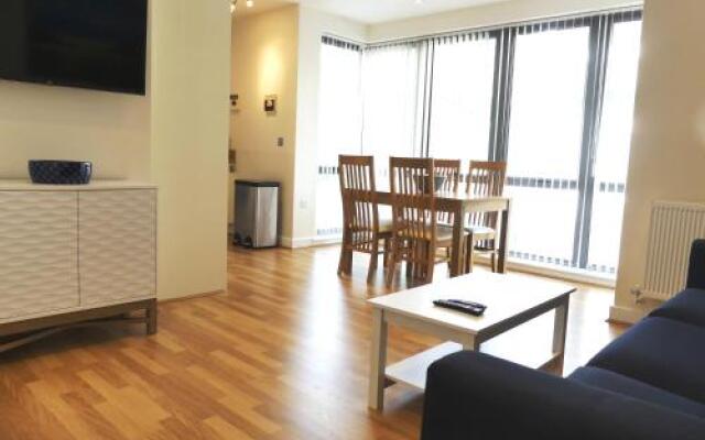 Western Gate, Executive Central Apartments