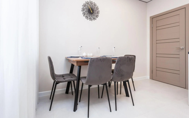 Апартаменты рядом с Парком Галицкого на улице имени Жлобы 139