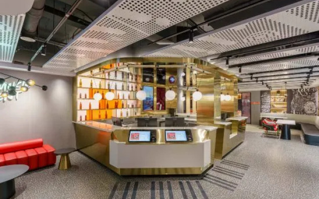 Ibis Hotel (Dalian Development Zone Wanda Plaza)