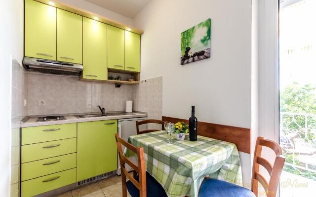 Apartments Nives Suhi Potok