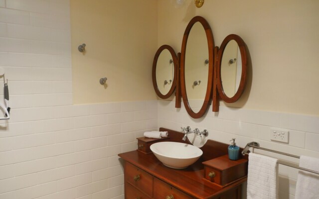 Maleny Coastal Views Retreat