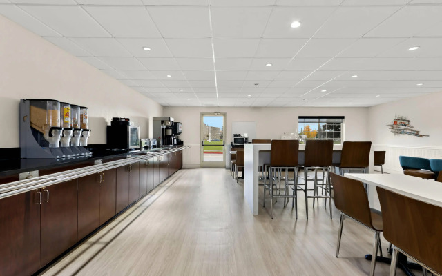 Clarion Suites Anchorage Downtown