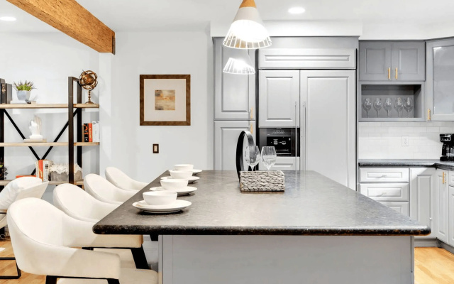 Dos Palos by Avantstay Mod Hollywood Sanctuary