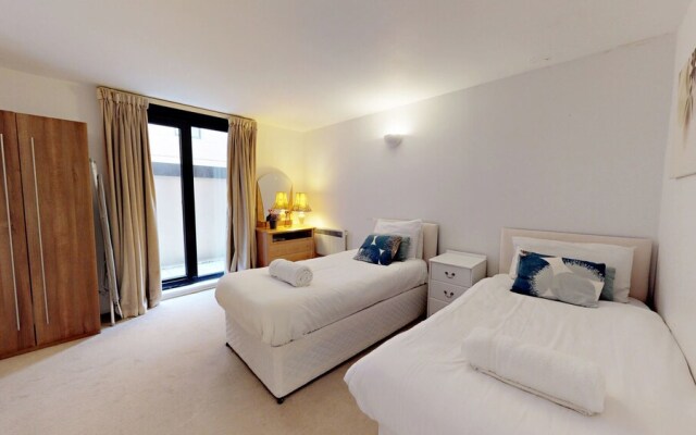 Point West Apartments - South Kensington