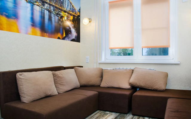Studio apartment on Demonstration Street 8