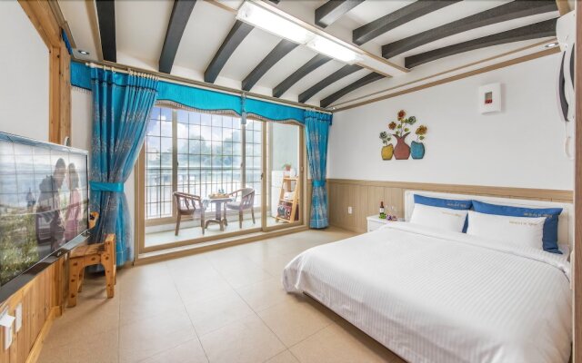 Geoje Sunflower Pension