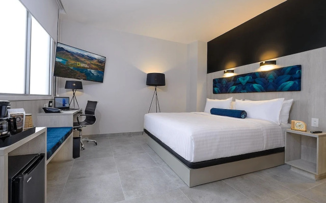 River Garden Hotel & Suites