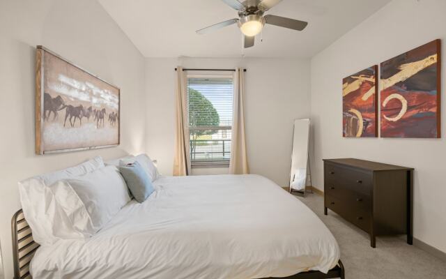 Kasa Dallas Medical District Apartments