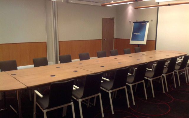 Novotel London Heathrow Airport M4 Jct. 4