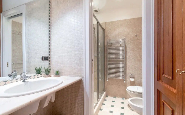 Rome As You Feel - Trevi Luxury Apartment