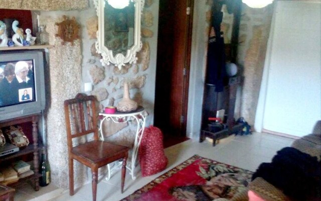 House With 2 Bedrooms in Freches, With Terrace