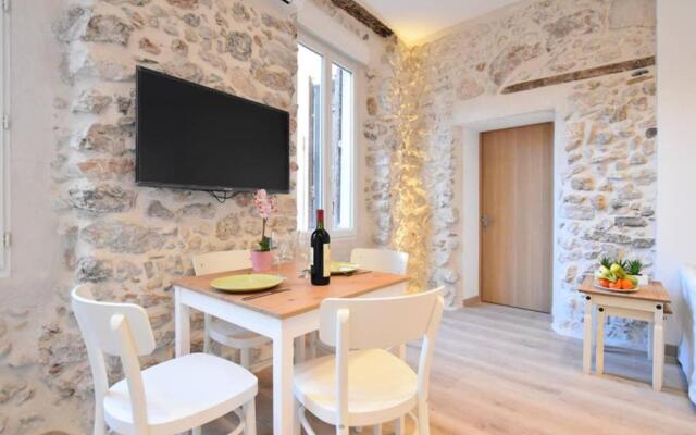 Gorgeous Brand New 2 Bedrooms