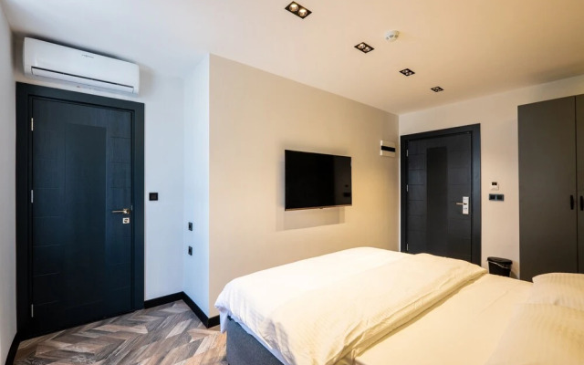 Angelo Coffee Suites