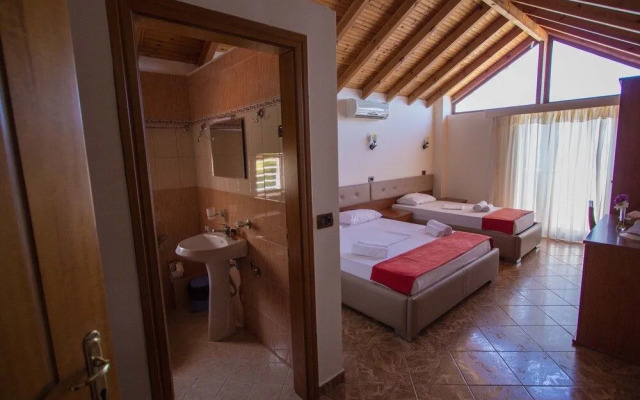 Paradise Lukova Hotel