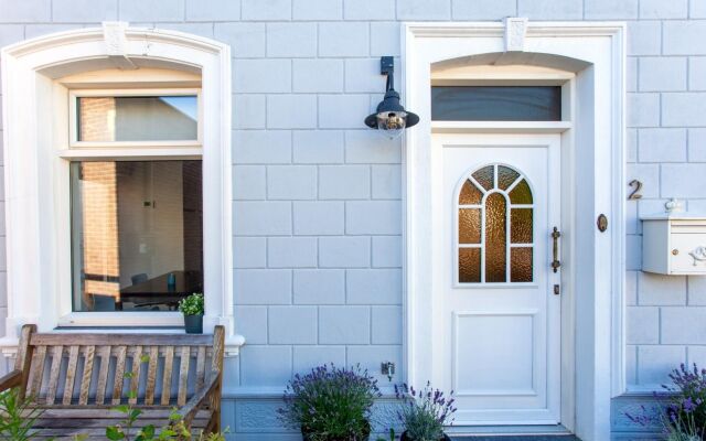 Charming Villa Near Maastricht and Hillside