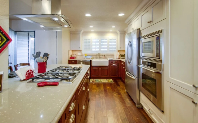 Gorgeous Ocean View Condo with Pool & Spa SURF9 by RedAwning