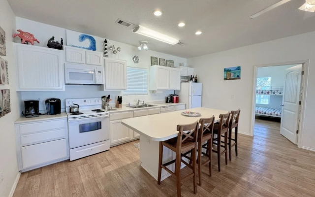 Sunburn Alley 4 Bedroom Home