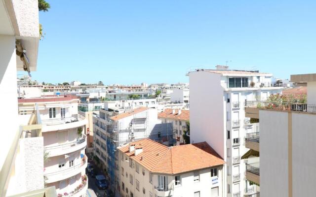 2 bedroom & studio Palais Royal 2 mins from Croisette and Carlton