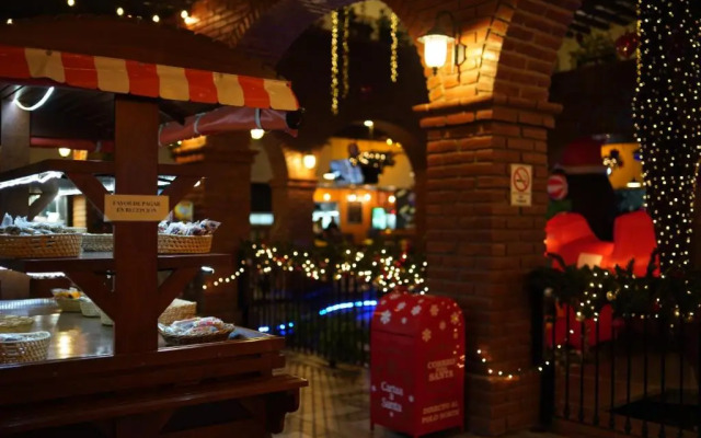 Punto Madero Hotel & Plaza