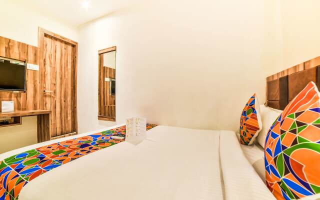 FabExpress Gateway Inn