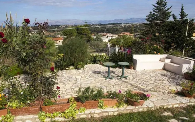 Villa Mare E Monti
