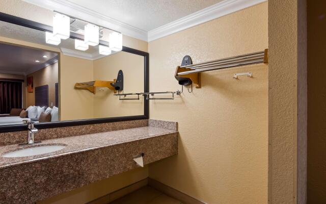 Best Western Hanford Inn