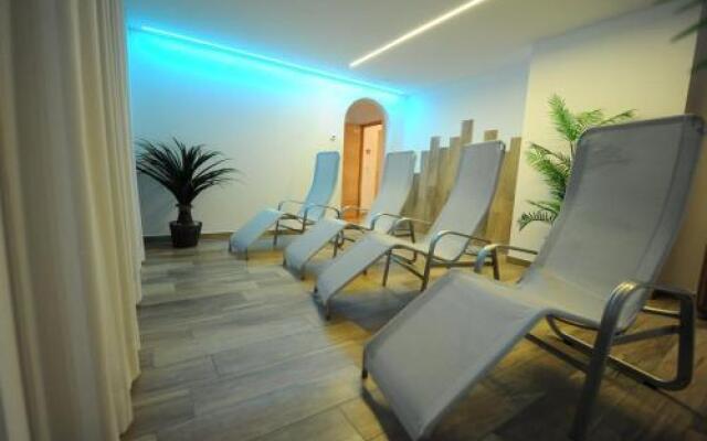 Apartments Restaurant Rusctlea