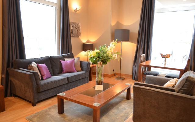 Quebecs Luxury Aparthotel
