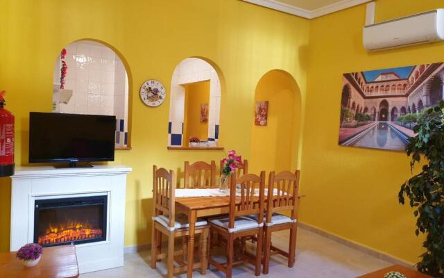 Apartamentos Dana Sol