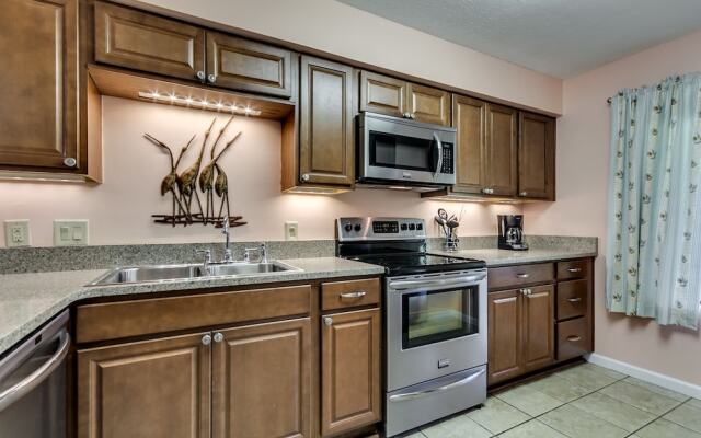 Anchorage II C06 by RedAwning
