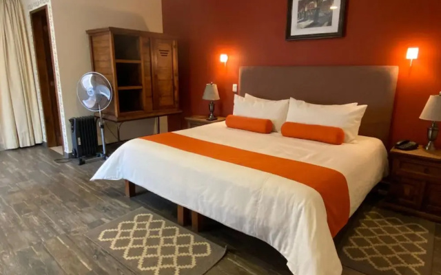 La Huerta Golf & Hotel