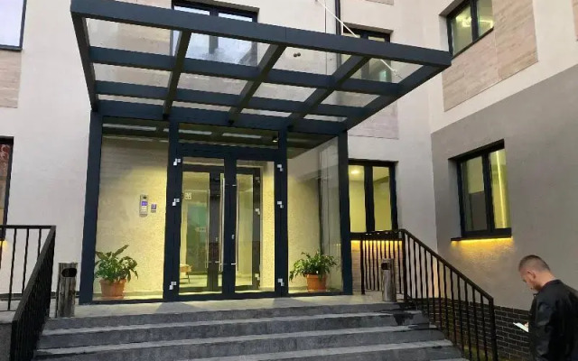 H 11 Downtown Aparthotel