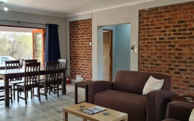 Makhulu's Bush House