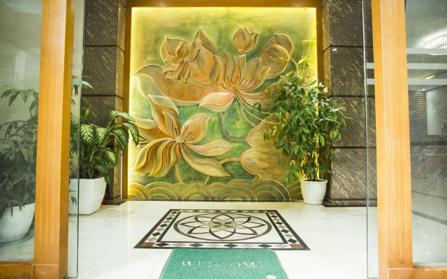 New Lotus Hotel