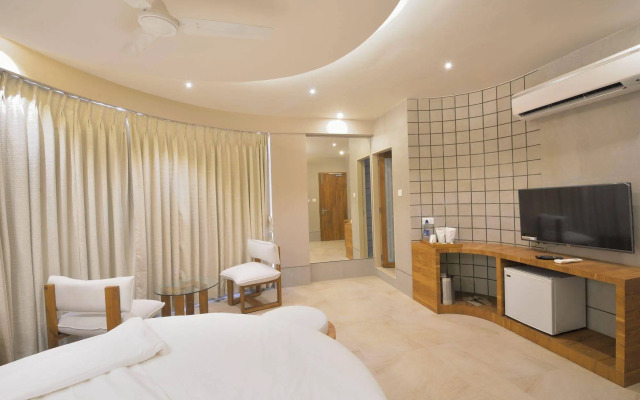 Urbane The Hotel