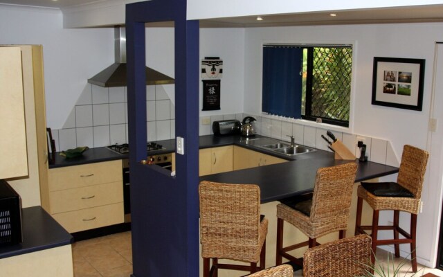 Moorooba Crescent, 18