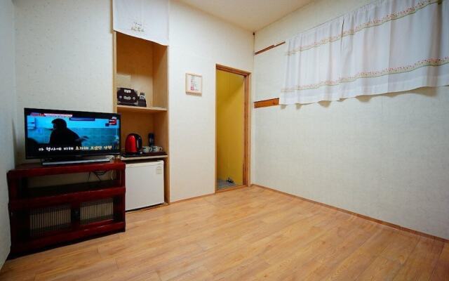 Hanok Hotel Dong Nak Won