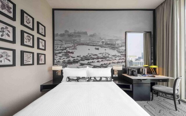 Отель The Robertson House by The Crest Collection