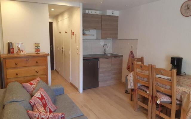 Appartement Les Deux Alpes, 1 pièce, 3 personnes - FR-1-516-132