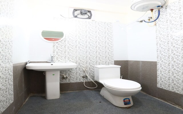 OYO 27782 Hosamane Lodge