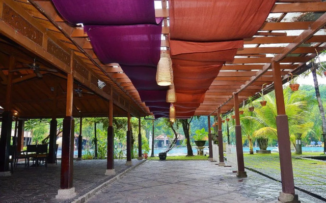 ZEN Premium Singgasana Gunungsari