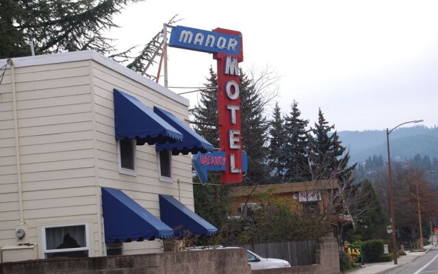 The Manor Motel